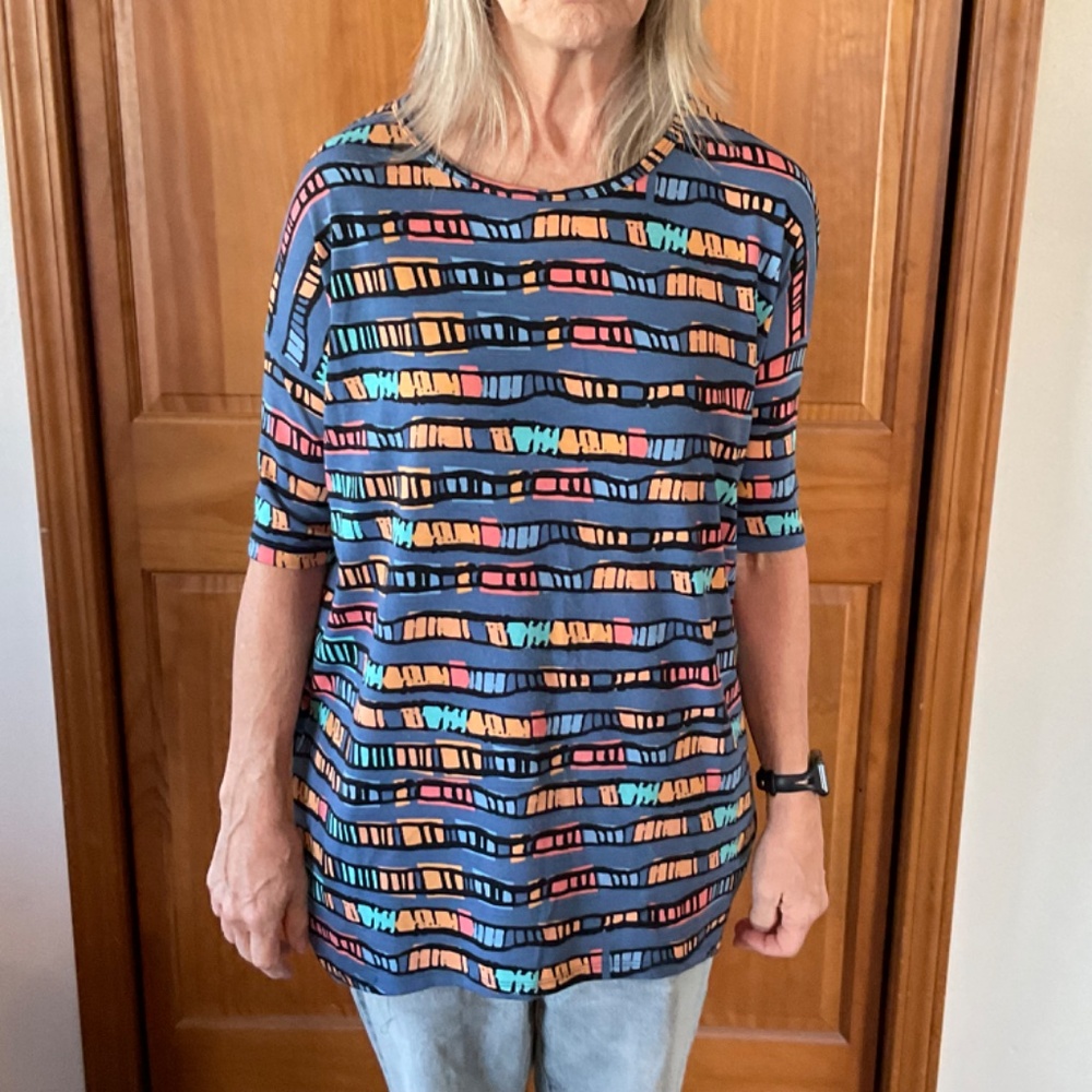 Patterned Lularoe Irma - Picture 3 of 3